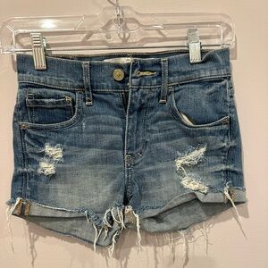 Abercrombie & Fitch blue jeans shorts size 00, w 24
